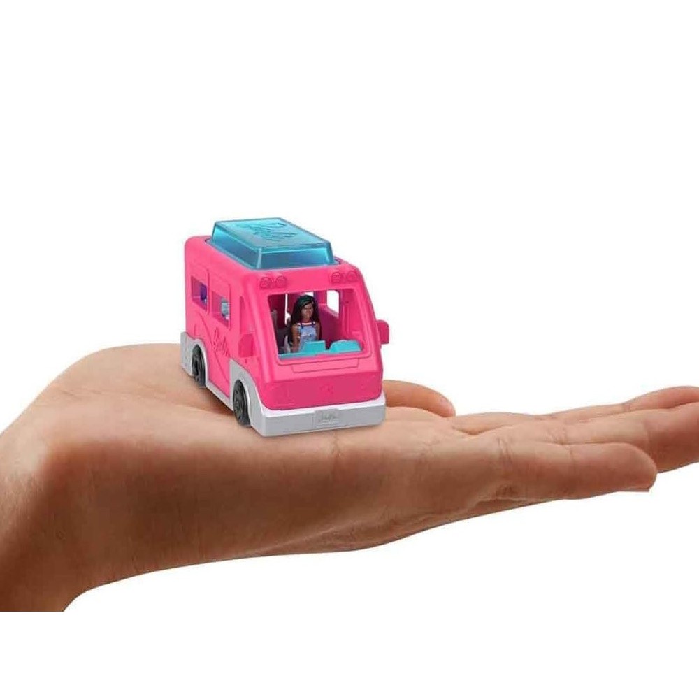 Mattel Bábika Barbie Mini BarbieLand – Karavan DreamCamper + Farbu Meniaci Bazén