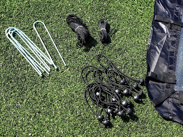 HUDORA Kovová Futbalová bránka Pro Tect 300 cm x 200 x 120 cm, čierno-červená