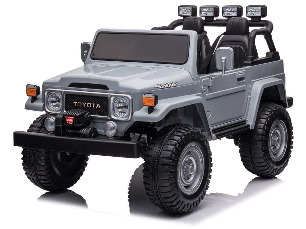 JOKO Elektrické autíčko Toyota Land Cruiser, 4x4 4x24V 100W, Dvojmiestne Kožené sedadlo, Penové kolesá, nosnosť 59kg, sivé