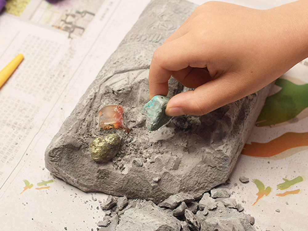 JOKO Archeologická Sada vykopávky Kryštály, hra pre deti s kladivkom