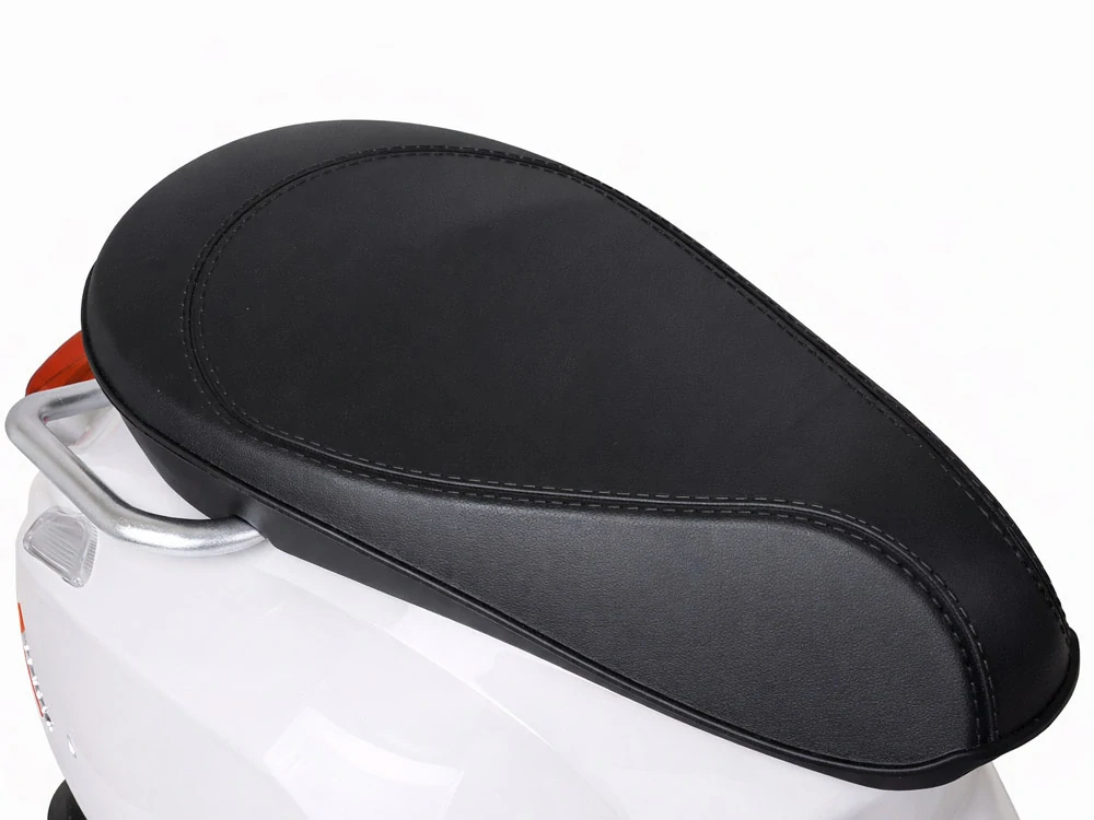 JOKO Elektrická Motorka Skúter Vespa, Kožené sedadlo, penové kolesá, FM rádio, biela