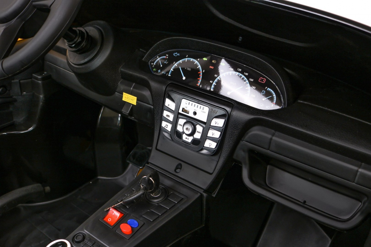 JOKO Veľké Elektrické autíčko Perfecta LIFT 180W 24V, nosnosť 100kg, dvojmiestne, nafukovacie kolesá, kožené sedadlo, žlté