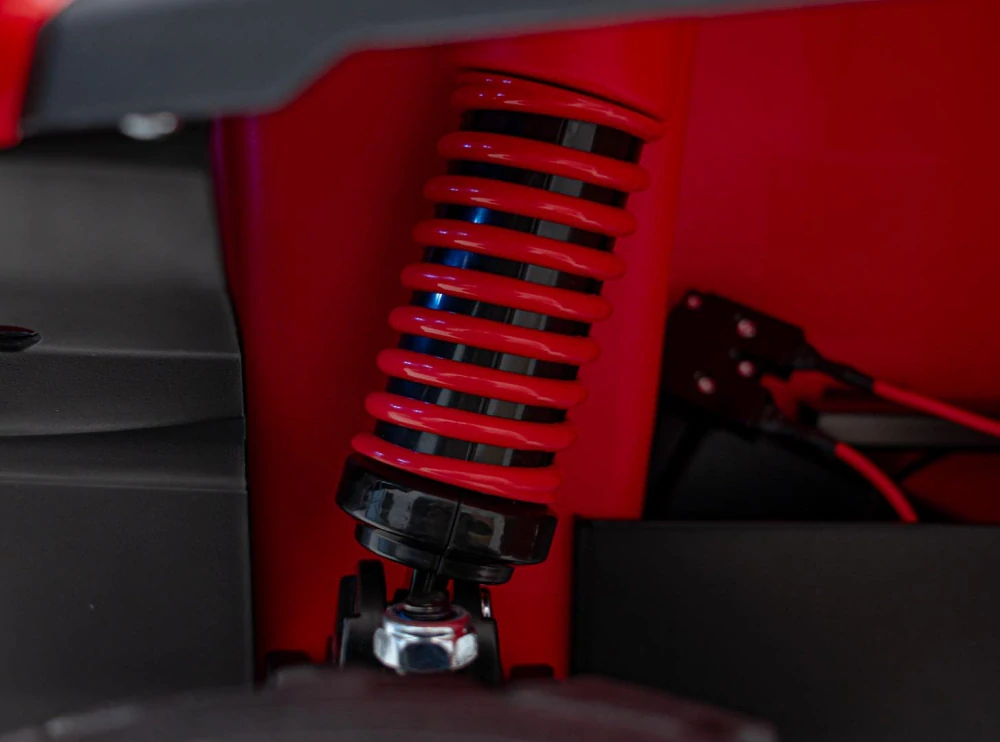 JOKO Elektrická Štvorkolka Can Am Outlander ATV 4x45W, penové kolesá, kožené sedadlo, nosnosť 50kg, Diaľkové ovládanie, červená