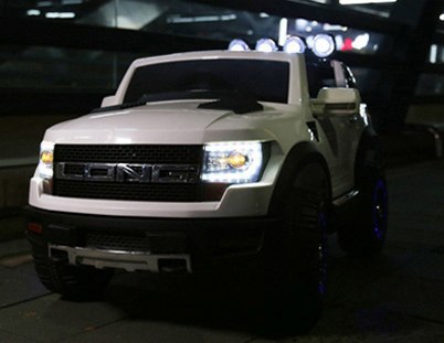 JOKO Elektrické autíčko LONG, penové kolesá, kožené sedadlo, odpružené, biele